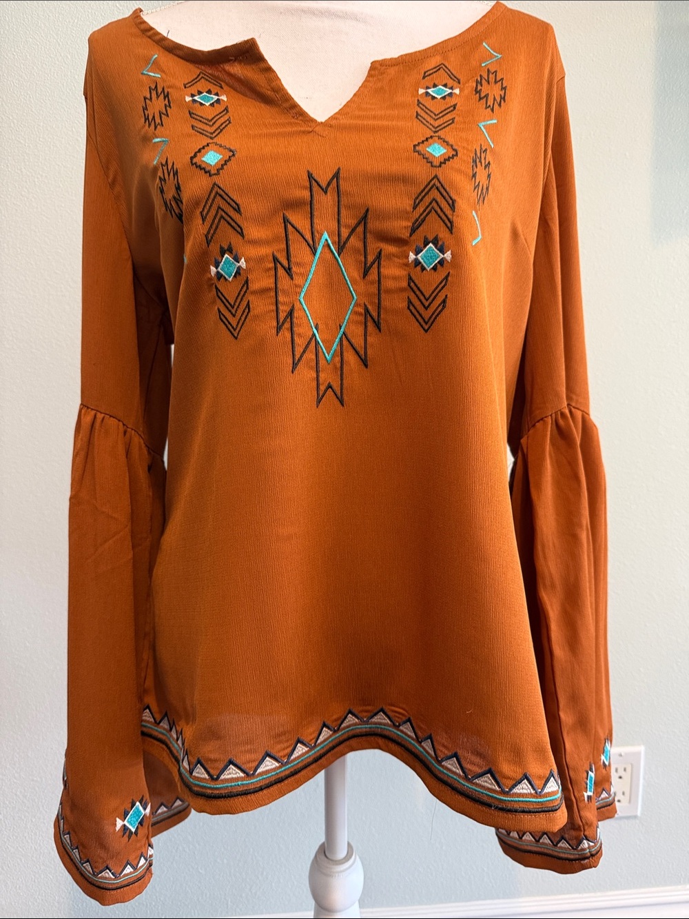 Outback trading company pit pit 23 Embroidered Bell-Sleeve Tunic in Rust